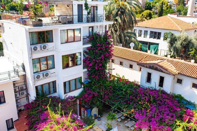 Patron Hotel Анталия Екстериор снимка